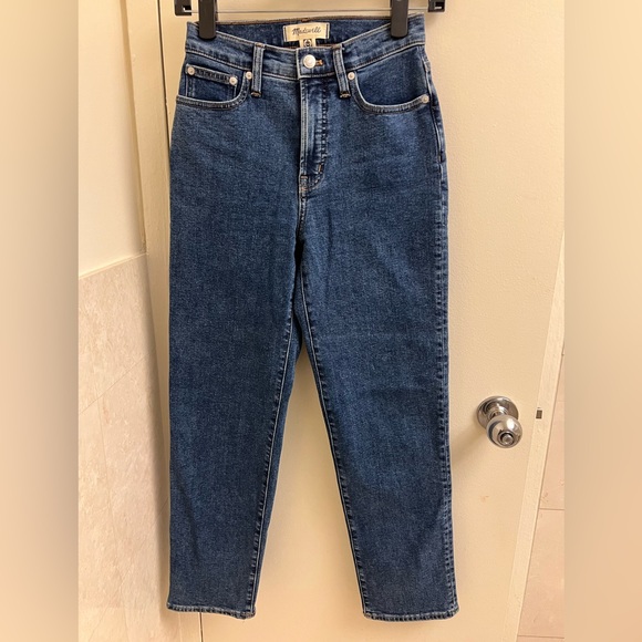 The Perfect Vintage Straight Jean in Bright Indigo Wash: Instacozy Edition - Picture 7 of 8